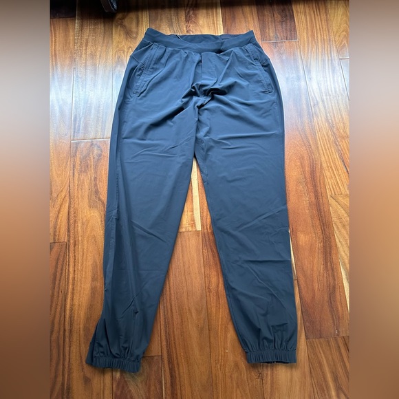 Lululemon Surge Jogger Obsidian Size-M - 29 Inseam - Picture 2 of 2